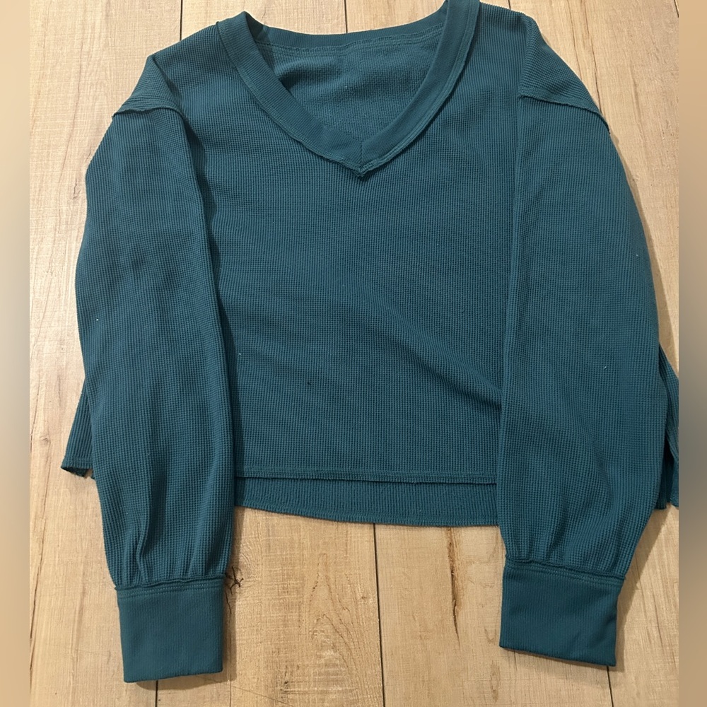 Hollister V-neck (gilly hicks)